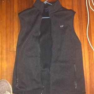 Black vineyard vines vest